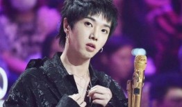 明星爆料张凌赫视频播放,揭秘明星背后的真实生活