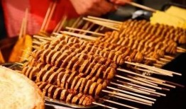 烤面筋师傅爆料视频播放,独家爆料视频背后的制作奥秘